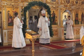 Епископ Биробиджанский и Кульдурский Ефрем совершил Великое освящение воды (11)