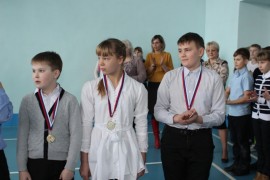 Школа №5 победила в зимних Президенских играх в Биробиджане (2)