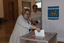 Горожане активно голосуют на праймеризе единороссов (4)