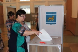 Горожане активно голосуют на праймеризе единороссов (9)