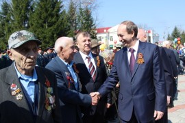 Руководители области поздравили ветеранов