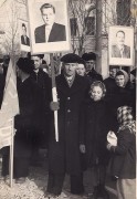 Из фотоархива larisa Shmurak-Койшман. На демонстрации с Хлебозаводом. Примерно 1959