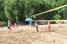 Турнир на Кубок губернатора ЕАО по пляжному волейболу стартовал в Биробиджане (24)
