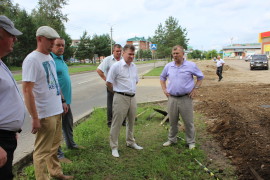 Евгений Коростелев провел выездное совещание на месте строительства ливневой канализации