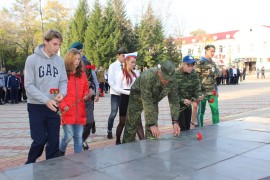 Митингом в сквере Победы и плац-парадом открылась военно-спортивная игра в Биробиджане (27)