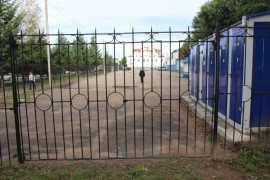 С улицы Пушкина на ярмарку теперь можно будет пройти через новые ворота (2)