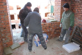Евгений Коростелев проинспектировал ход строительства жилья для переселения из аварийного фонда (11)