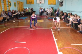 Спортивно-развлекательный праздник прошел в школе ¦8 (13)