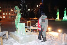 konkurs-ledovyih-skulptur-prodolzhaetsya-do-podnego-vechera-20