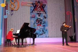 muzyikalnaya-shkola-birobidzhana-otmetila-80-letie-17