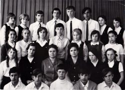 1974-god-novikova-g-f-pervyiy-vyipusk-10-shkola