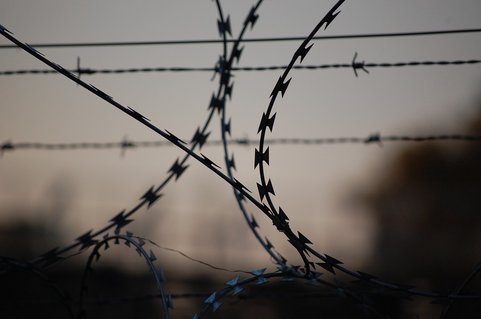 К 16 годам лишения свободы приговорен житель Облученского района ЕАО за убийство, угрозы и покушение на убийство
