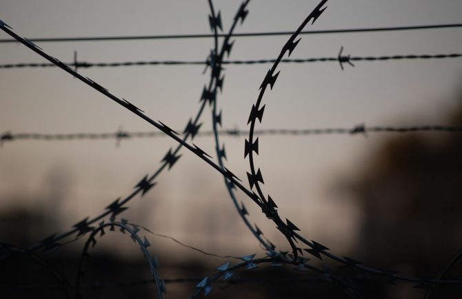 К 16 годам лишения свободы приговорен житель Облученского района ЕАО за убийство, угрозы и покушение на убийство
