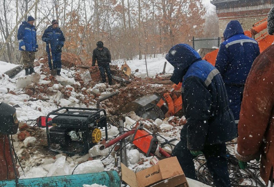 Автобусы биробиджан валдгейм. Авария в Биробиджане в Валдгейме 2022. Авария в Биробиджане в Валдгейме 2022 г 24 сентября.