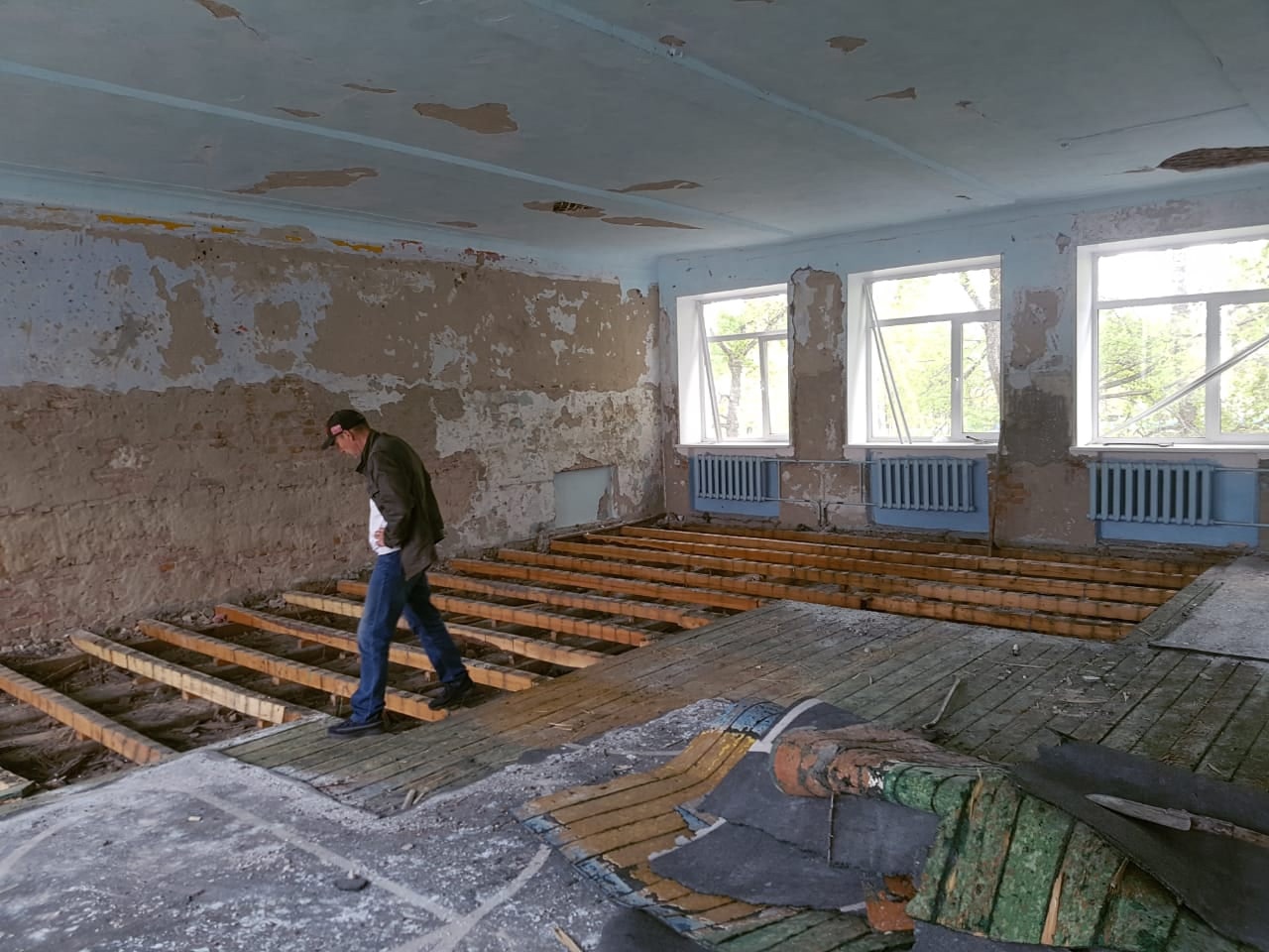 Капитальный ремонт школьных спортзалов стартовал в Смидовичском районе ЕАО