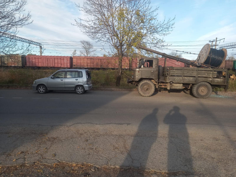 Пьяный водитель грузовика протаранил легковушку в Биробиджане