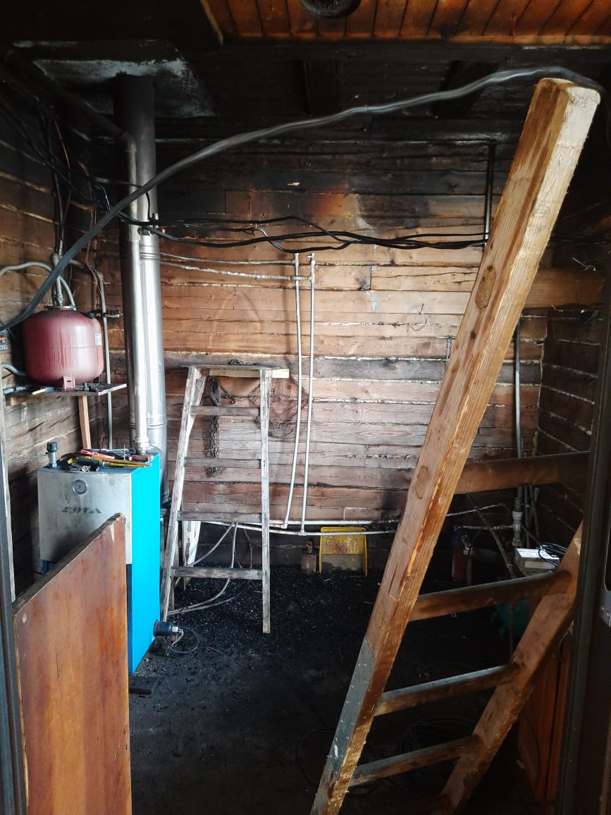 Жителю Биробиджана удалось спасти собственный дом от пожара