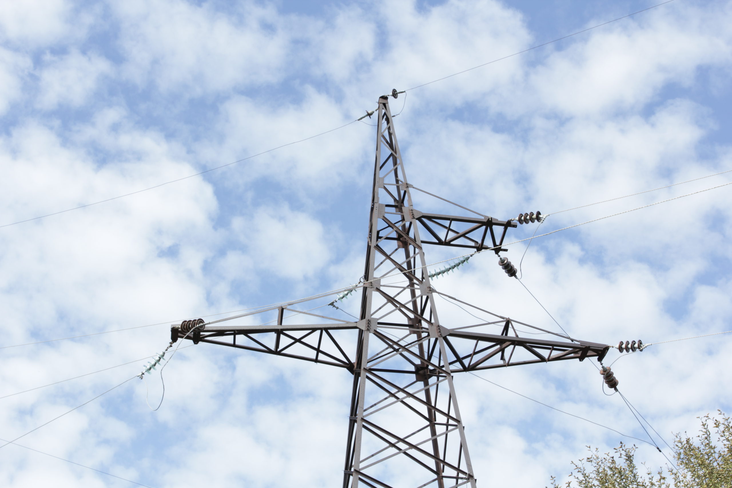 Энергетики ЕАО оперативно восстановили электроснабжение в Биробиджане