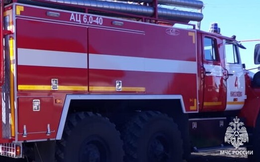 Причину возгорания бани выясняют пожарные МЧС ЕАО в Смидовичском районе