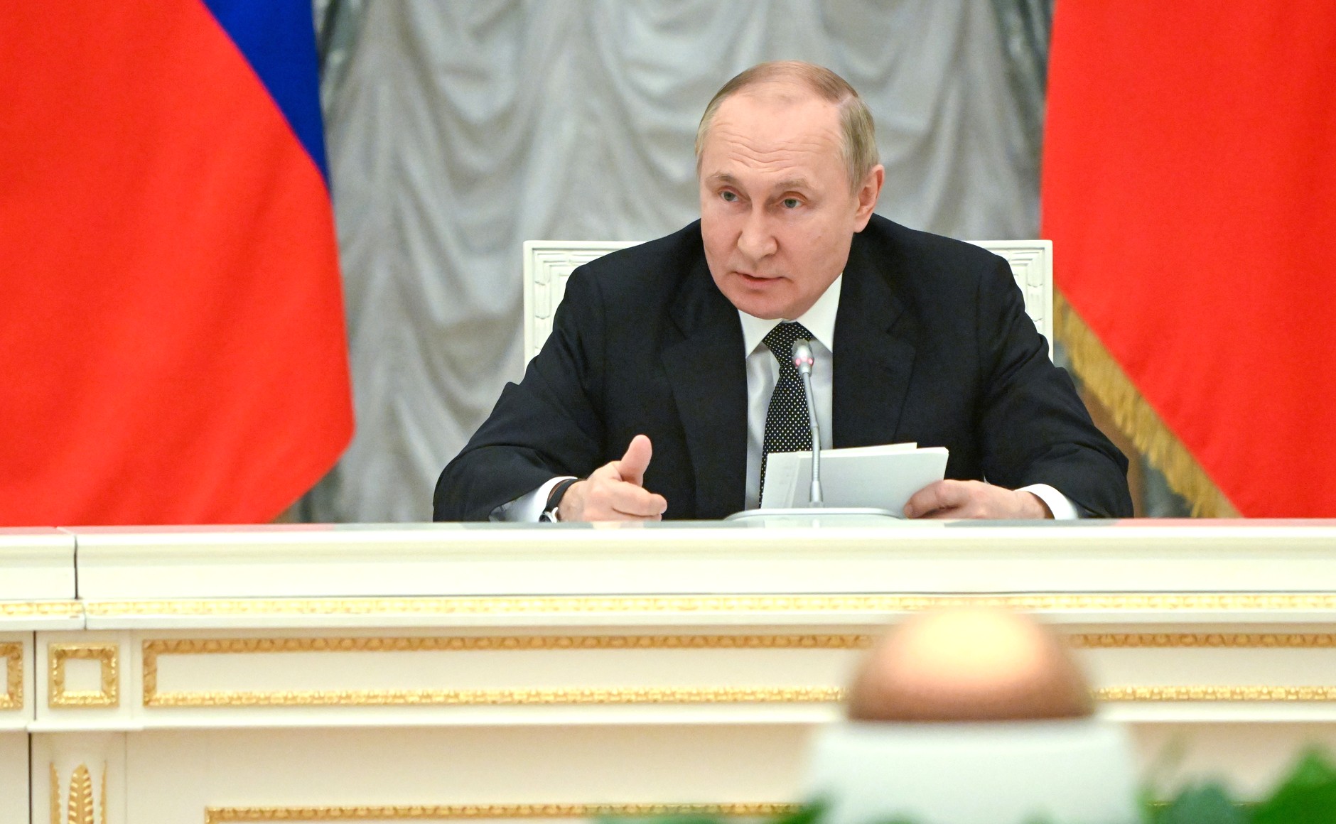 Указ об изменениях в основы культурной политики подписал Владимир Путин
