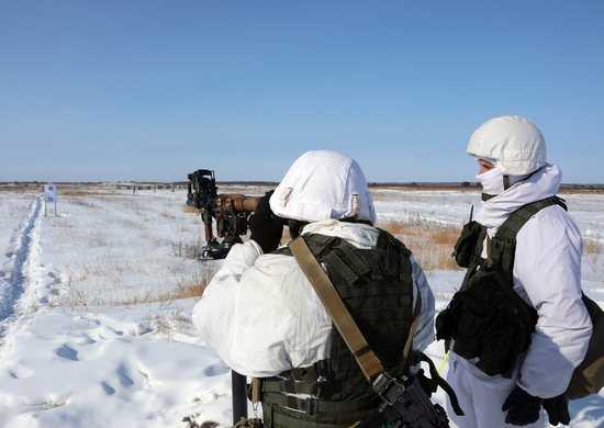 Первые в новом году боевые стрельбы выполнили на полигонах в ЕАО мотострелки Восточного военного округа