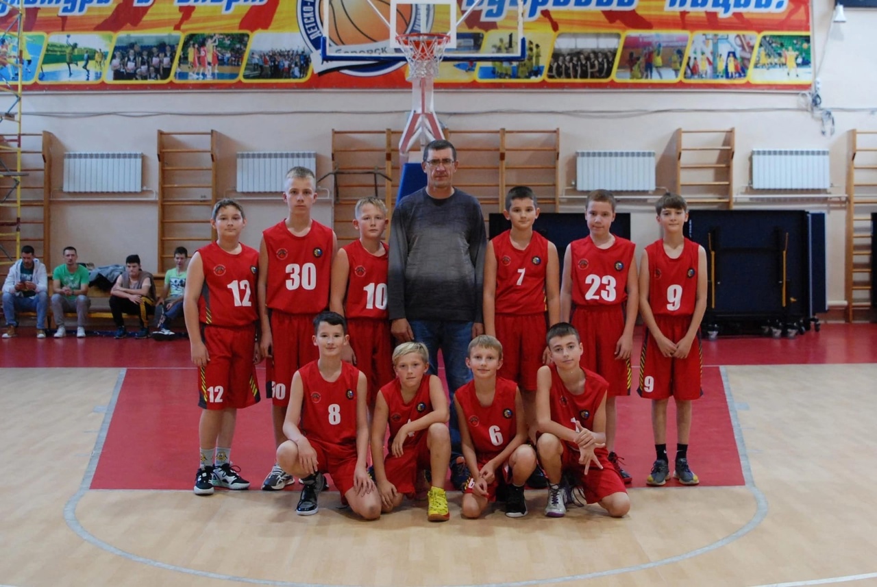 Талантливых ребят в регионе много  президент Федерации баскетбола ЕАО Вячеслав Шинкаренко
