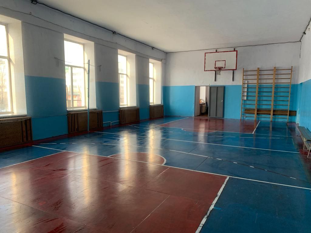 Спортивный зал в школе п. Приамурский ЕАО капитально отремонтируют в этом году