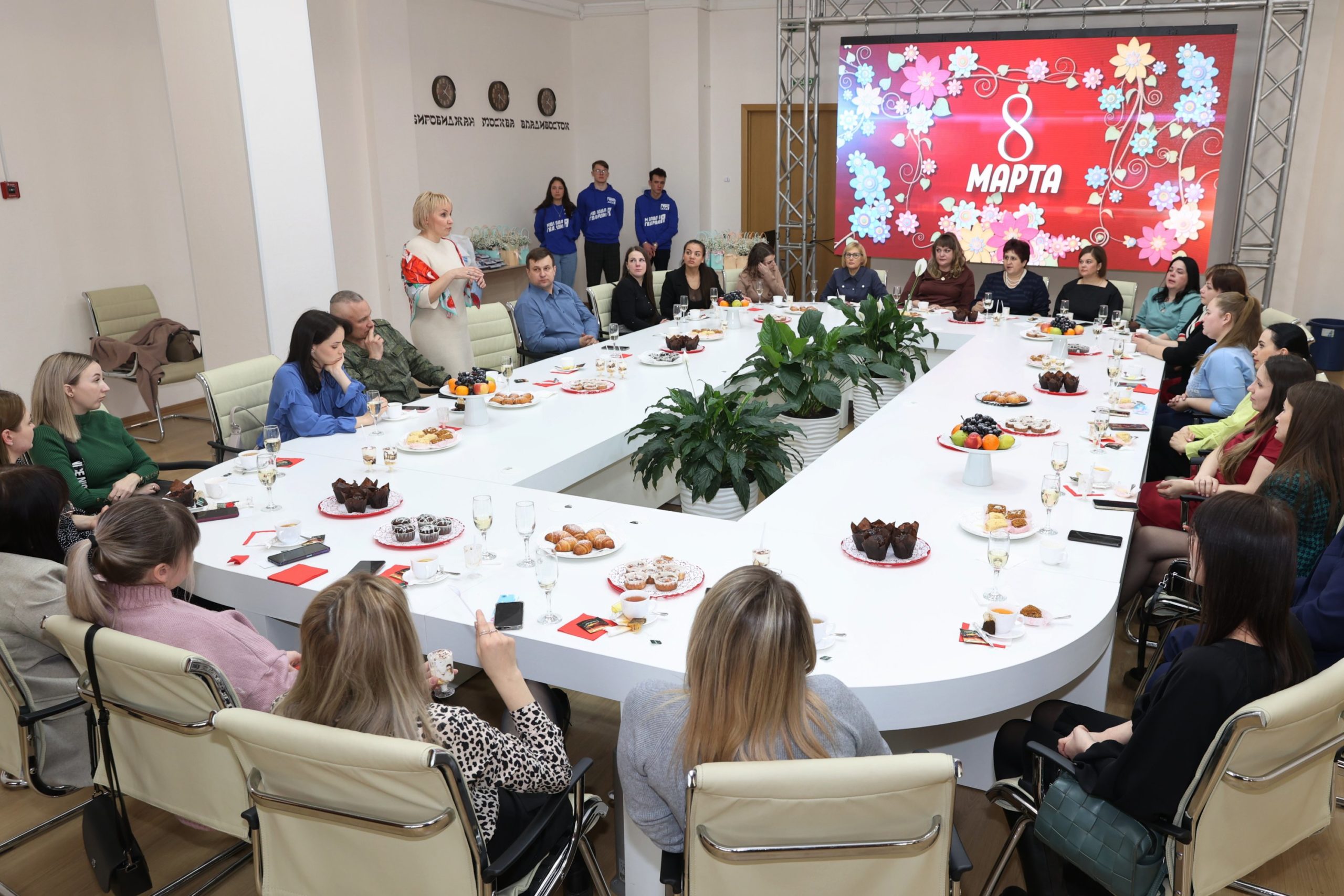 Встречу участниц фотопроекта Жены героев организовал штаб комитета семей воинов Отечества в ЕАО