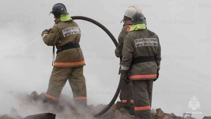 Летнюю кухню спасли от пожара в Смидовичском районе ЕАО