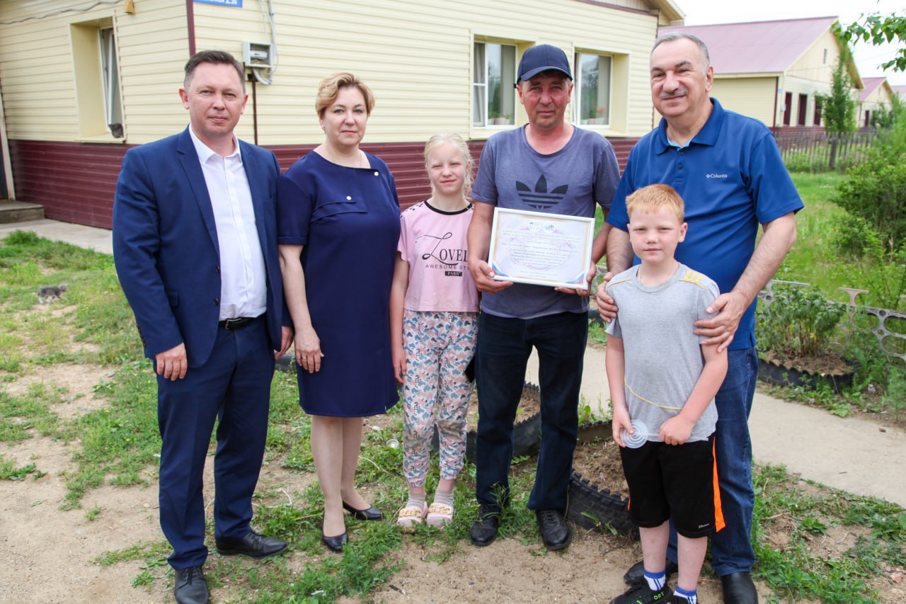 Семья одинокого отца в с. Амурзет ЕАО получила поддержку общественной  организации и депутатов парламента региона | РИА Биробиджан