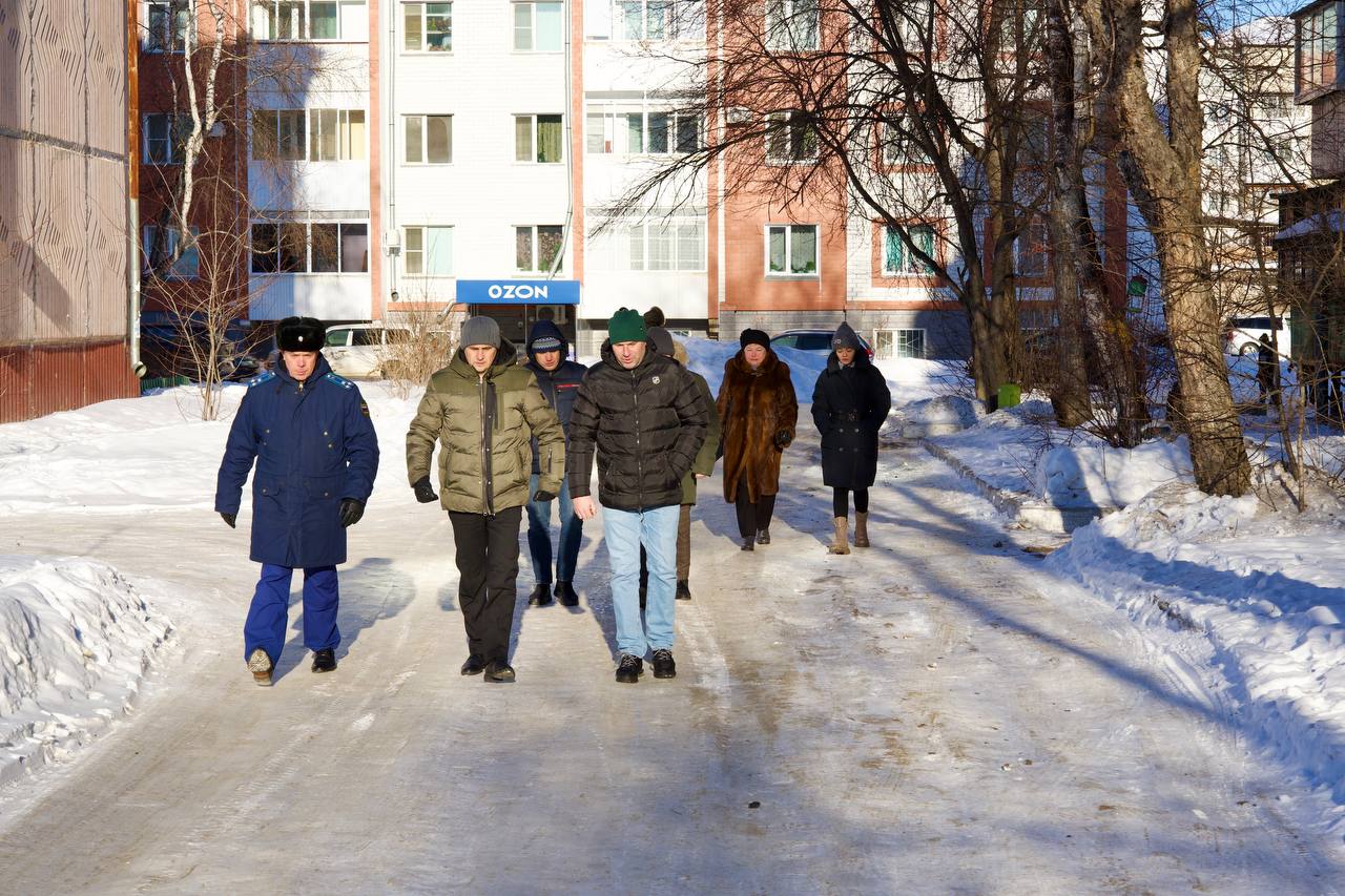 Сроки уборки дворов от снега установили в Биробиджане | 21.12.2023 |  Биробиджан - БезФормата