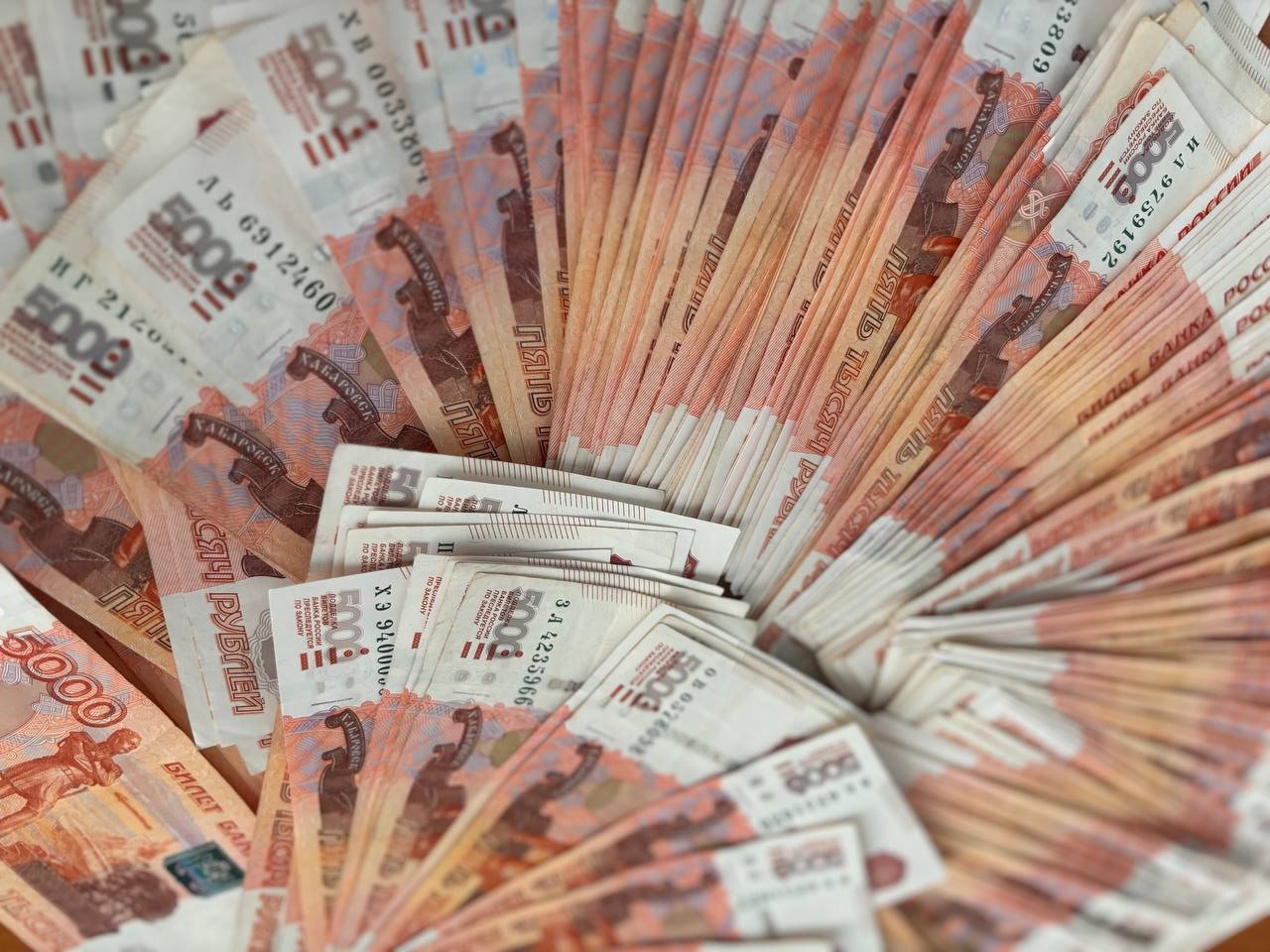 Более 500 млн рублей налогов с начала года перечислила ДВЖД в бюджет ЕАО