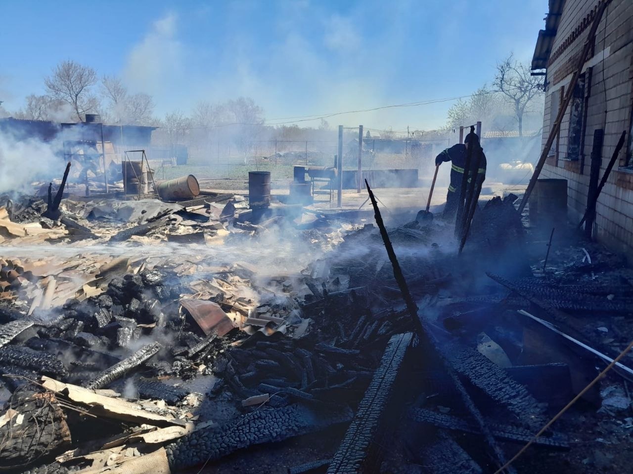 Решила сжечь мусор и устроила пожар пенсионерка в Октябрьском районе ЕАО