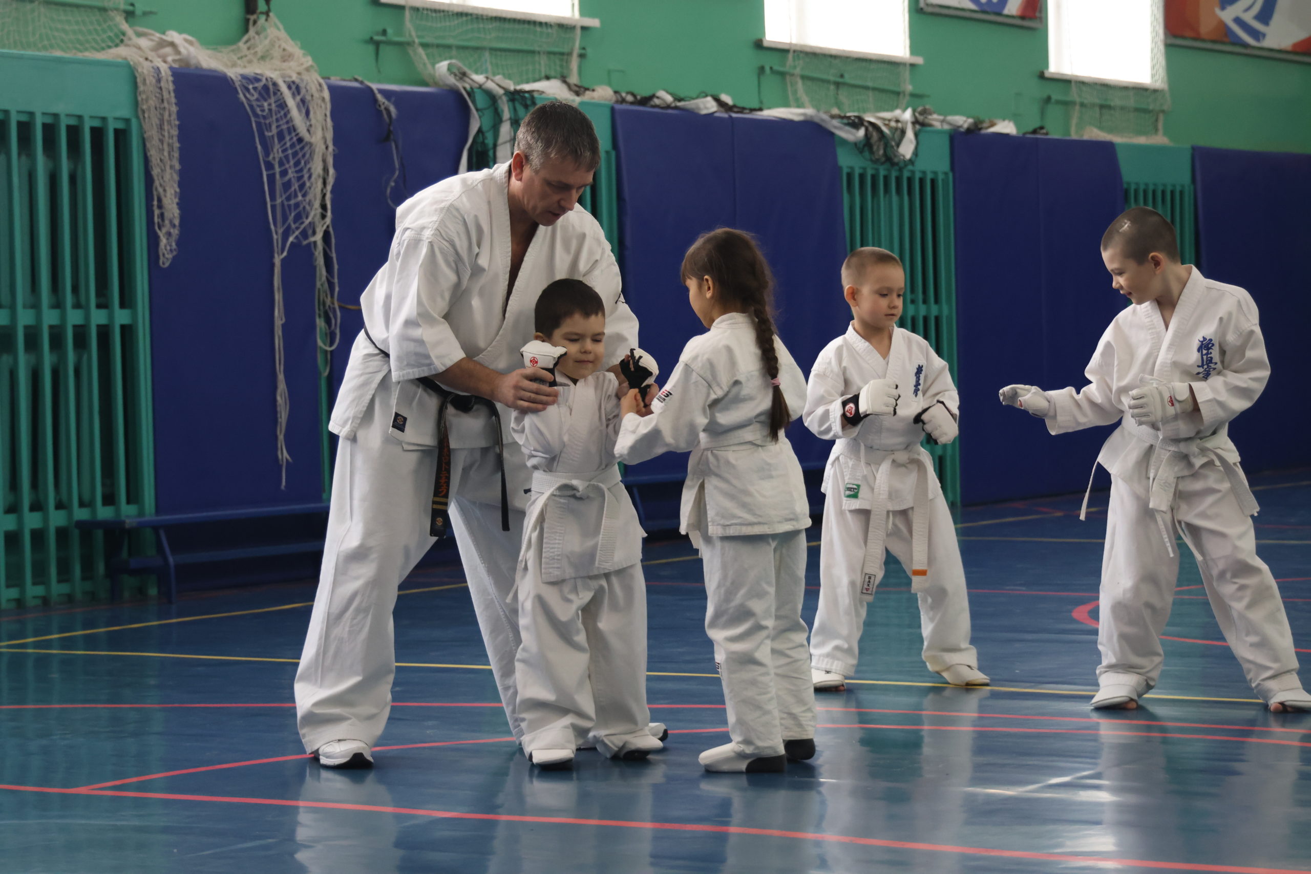 Киокусинкай  в школу: профильные занятия боевым искусством проходят в селе Птичник
