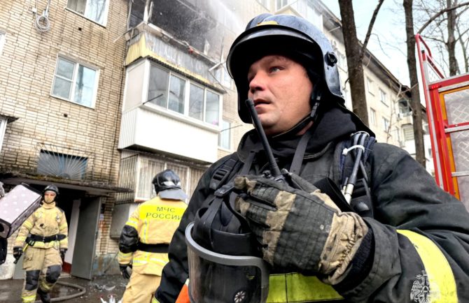 Нарушение правил монтажа электропроводки привело к пожару в доме в ЕАО
