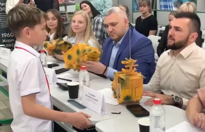 Школьники из ЕАО представят регион на всероссийском фестивале юных машиностроителей (6+)