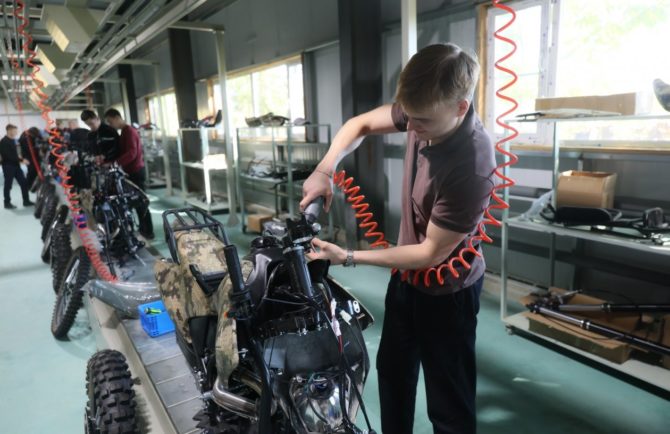 Колёса+гусеница: высокопроходимую автотехнику для подлёдной рыбалки и охоты будут выпускать в Биробиджане